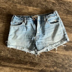 Abercrombie & Fitch high rise shorts